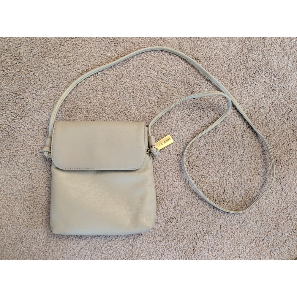 Giani Bernini Beige Leather Crossbody Bag Purse Compact Organizer